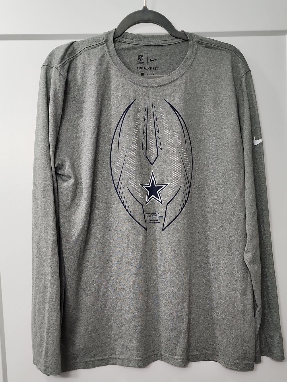Nike Gray Long-Sleeve Dallas Cowboys.